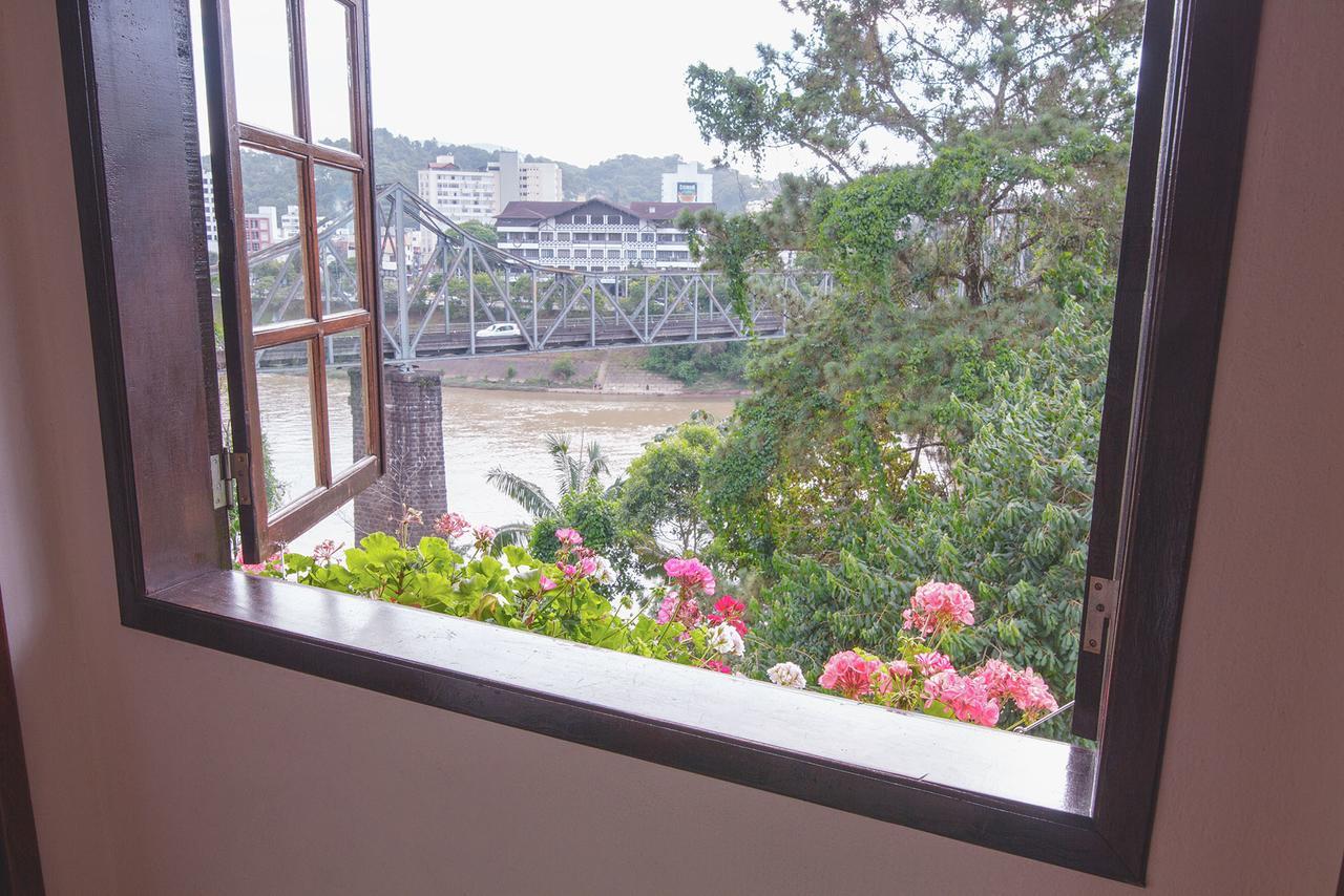 Hotel Blumenhof Blumenau Bagian luar foto